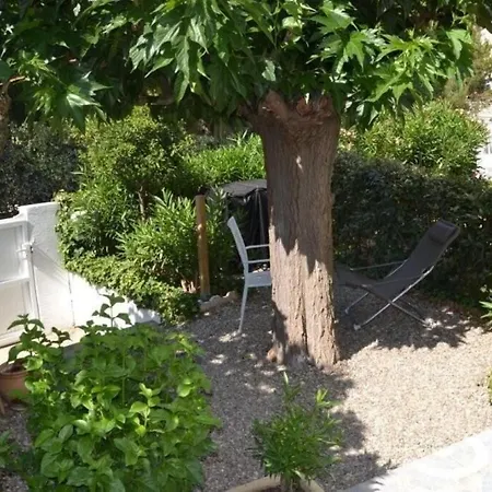 Vue Mer: Beachfront With Private Parking And Fiber Wi-fi Holiday home *