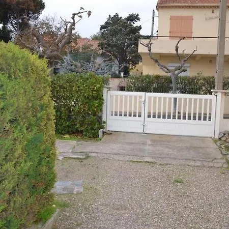 Vue Mer: Beachfront With Private Parking And Fiber Wi-fi * Fleury (Aude)