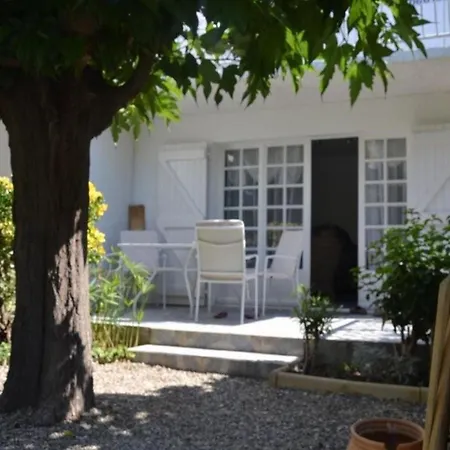Vue Mer: Beachfront With Private Parking And Fiber Wi-fi Holiday home Fleury (Aude)
