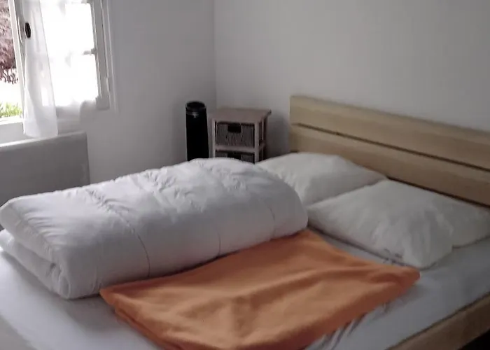 Vue A Pied 2 Minutes Internet Parking Vakantiehuis Fleury (Aude)